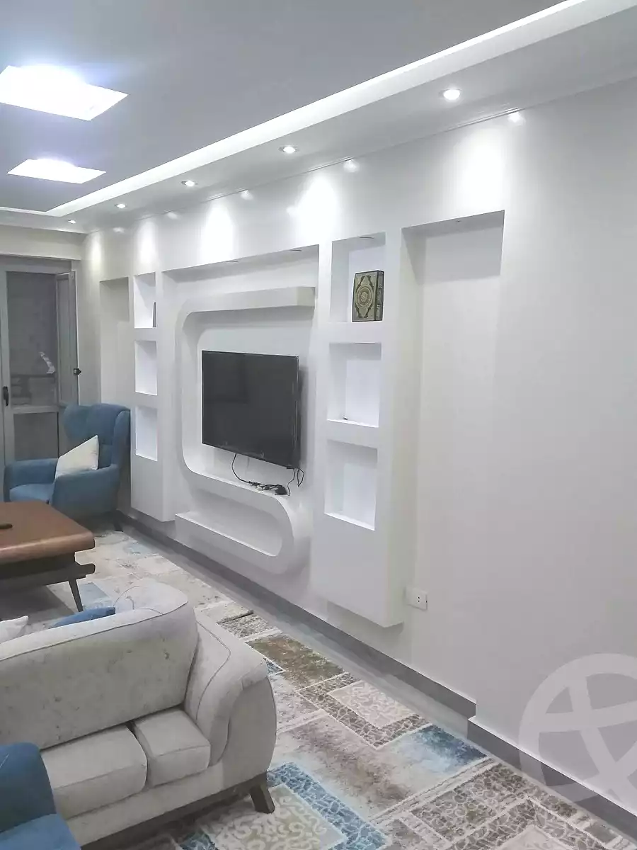 https://aqarmap.com.eg/ar/listing/6867909-for-sale-alexandria-el-asafra-shr-45