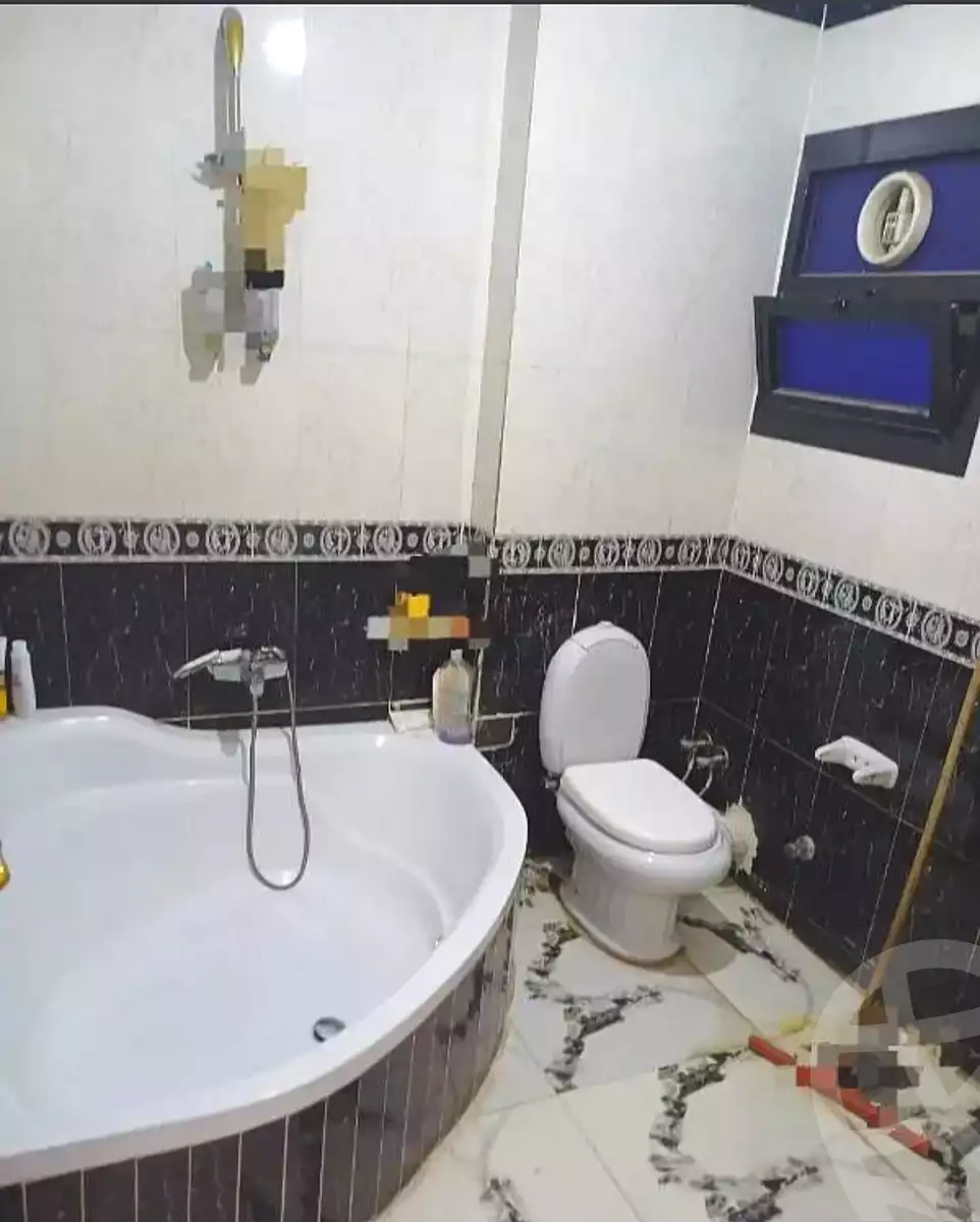 https://aqarmap.com.eg/ar/listing/6867984-for-sale-cairo-el-haram-shareaa-khatem-el-morsalen