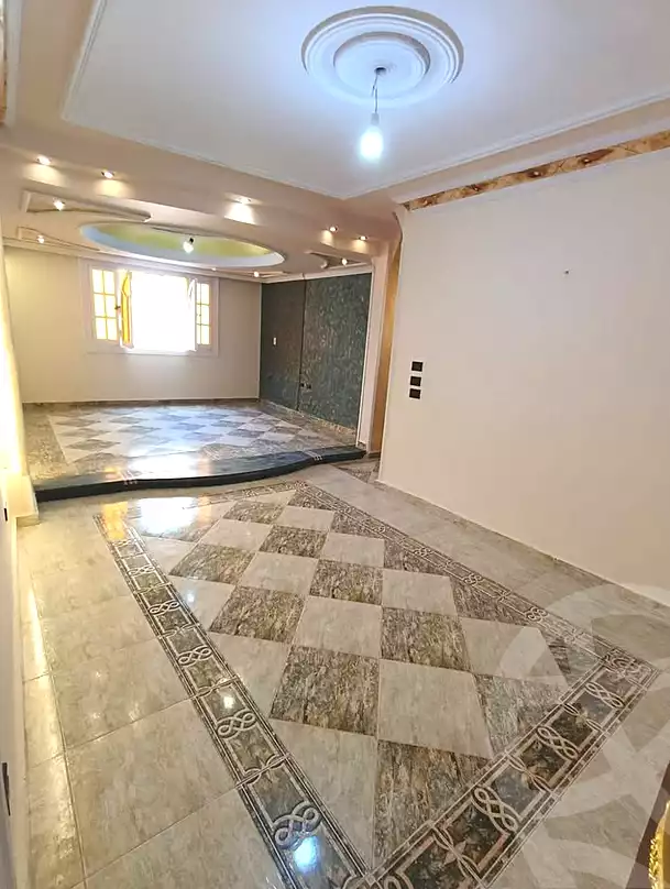 https://aqarmap.com.eg/ar/listing/6868046-for-sale-alexandria-sydy-bshr-sydy-bshr-bhry-gamal-abd-el-nasir-st