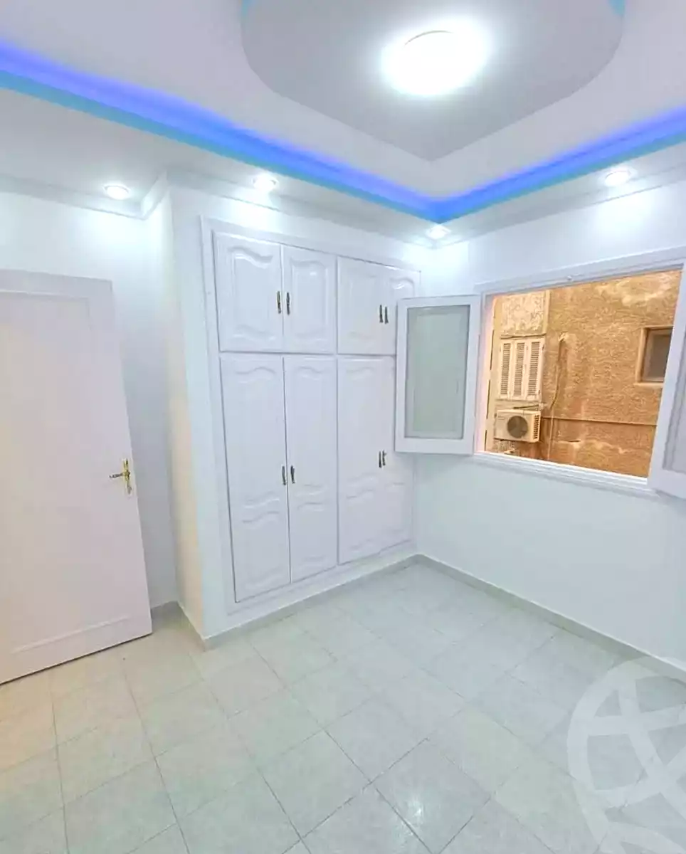 https://aqarmap.com.eg/ar/listing/6868494-for-sale-alexandria-al-agamy-shataa-el-nakheel