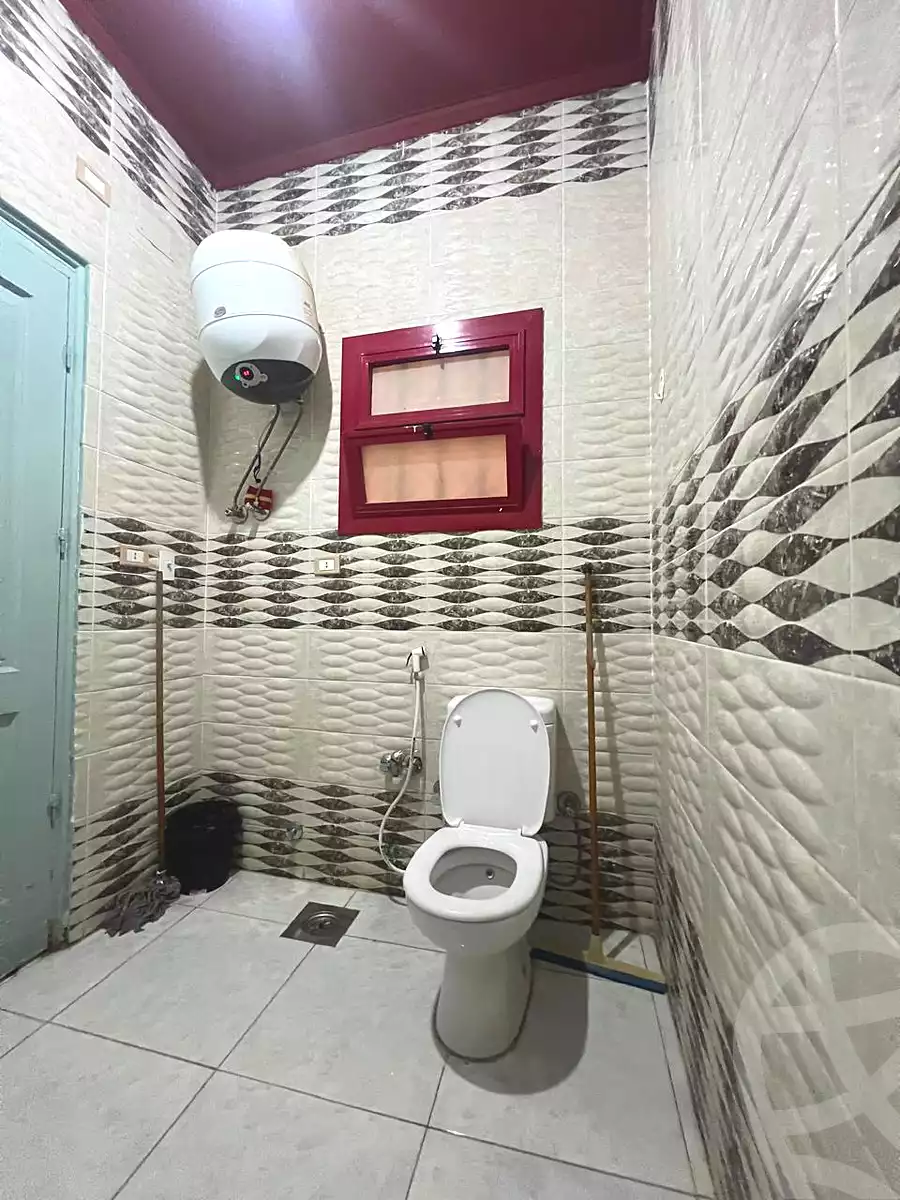 https://aqarmap.com.eg/en/listing/6868717-for-rent-cairo-6th-of-october-compounds-jrdyny-lshms
