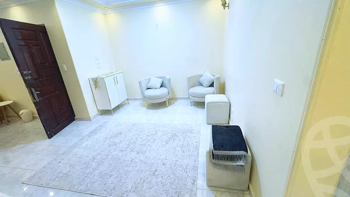 https://aqarmap.com.eg/ar/listing/6868756-for-rent-cairo-6th-of-october-el-ahyaa-neighborhood-1st-seventh-neighborhood