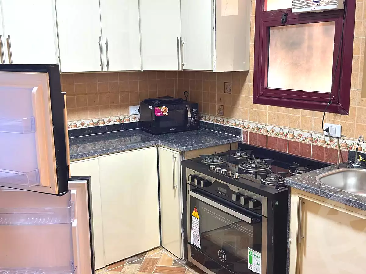 https://aqarmap.com.eg/ar/listing/6868756-for-rent-cairo-6th-of-october-el-ahyaa-neighborhood-1st-seventh-neighborhood