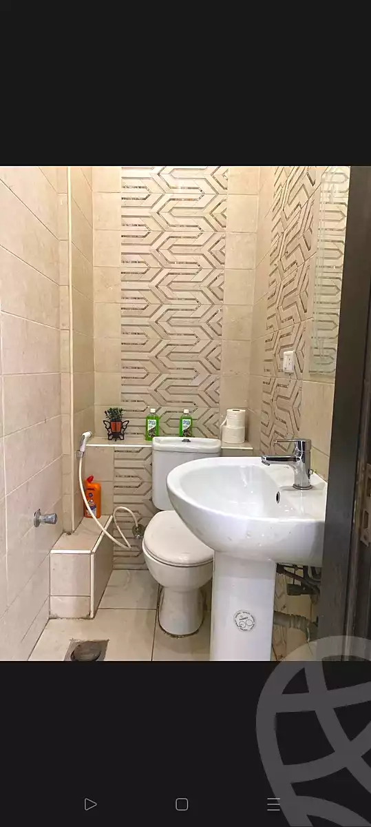 https://aqarmap.com.eg/ar/listing/6868792-for-rent-cairo-el-sheikh-zayed-city-el-hay-elthamen