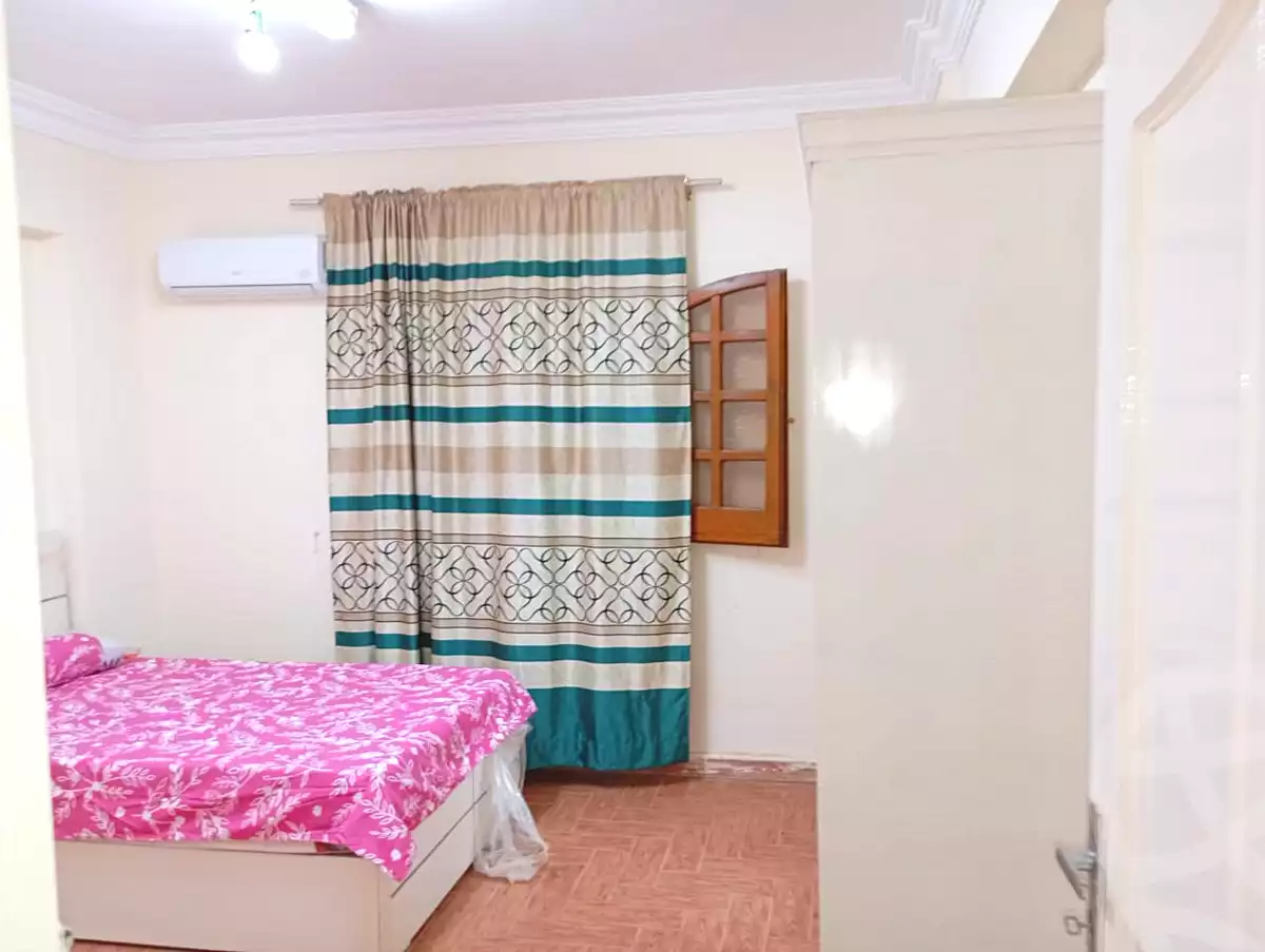 https://aqarmap.com.eg/ar/listing/6868832-for-rent-cairo-6th-of-october-el-ahyaa-neighborhood-7th-mecca-el-mokarrama-st