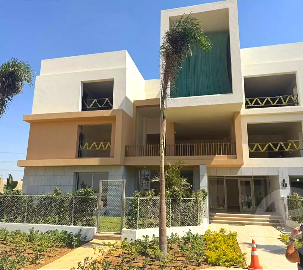https://aqarmap.com.eg/ar/listing/6869015-for-sale-cairo-el-sheikh-zayed-city-lshykh-zyd-ljdyd-mar-ville-compound-almarasem