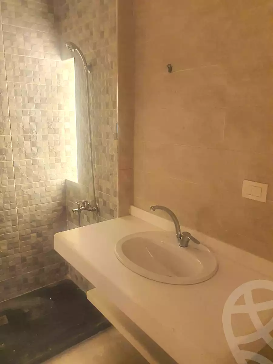 https://aqarmap.com.eg/en/listing/6869098-for-rent-cairo-6th-of-october-compounds-creek-park