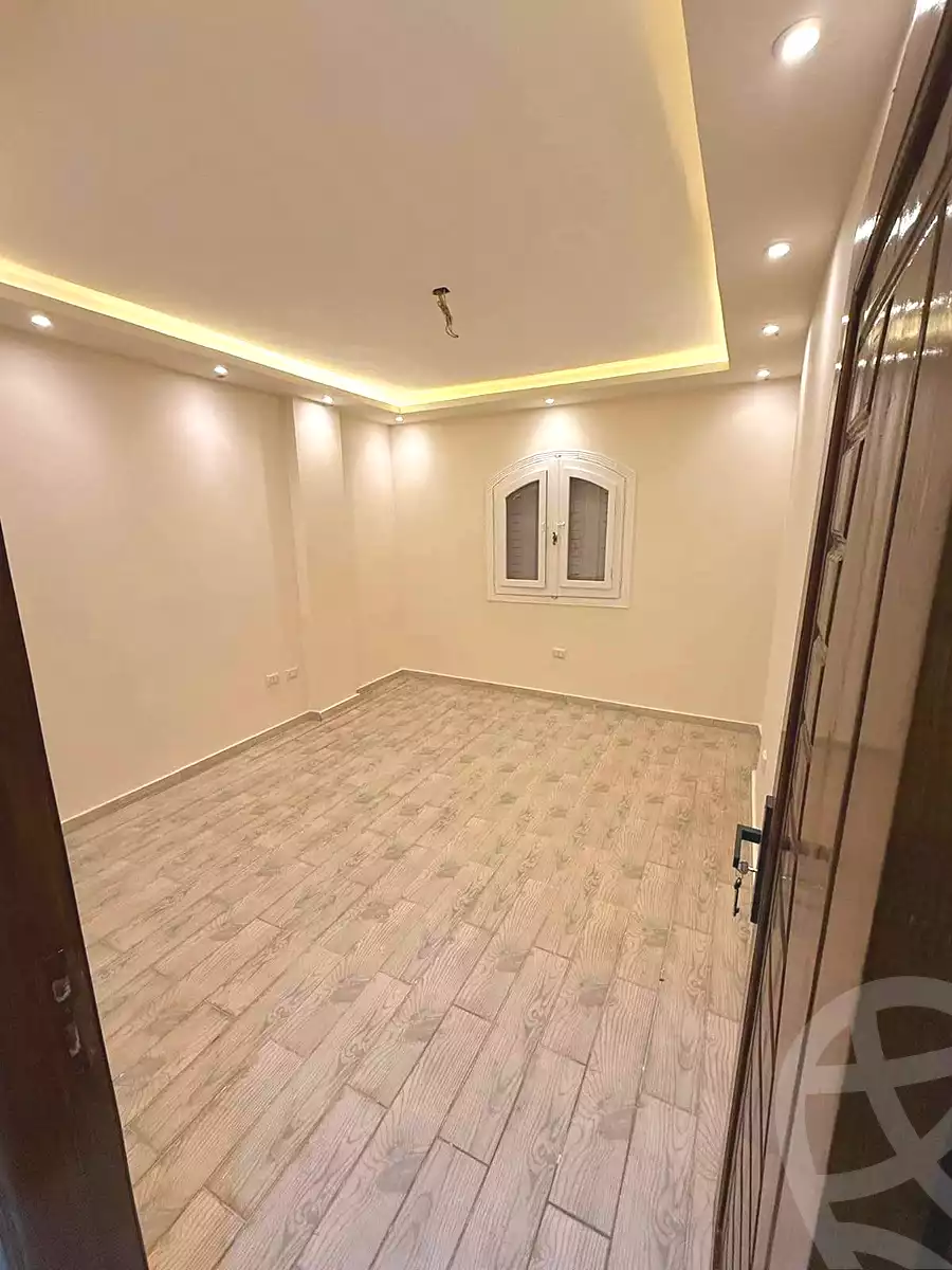 https://aqarmap.com.eg/ar/listing/6869245-for-sale-alexandria-al-agamy-lbytsh-el-hanafeya-st