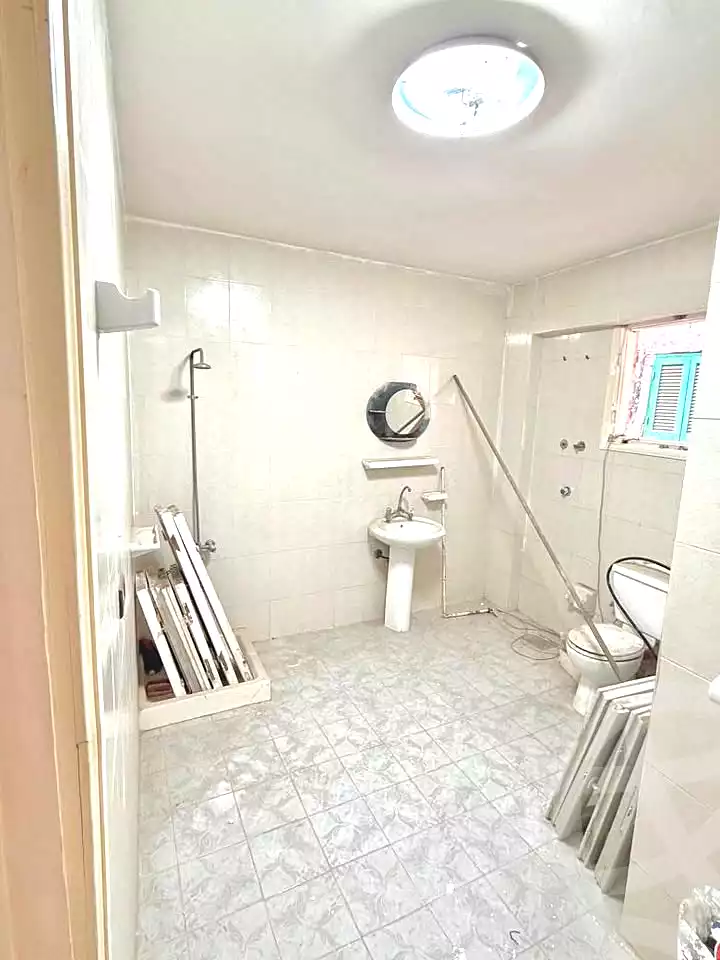 https://aqarmap.com.eg/ar/listing/6869464-for-sale-alexandria-al-agamy-lbytsh-shahr-al-assal-st