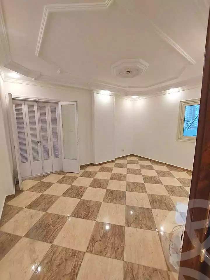 https://aqarmap.com.eg/ar/listing/6869585-for-sale-alexandria-el-asafra-l-sfr-bhry