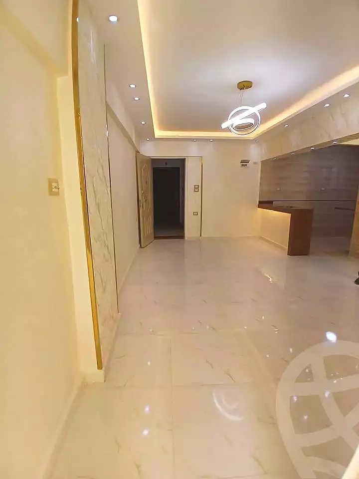 https://aqarmap.com.eg/ar/listing/6869932-for-sale-alexandria-moharram-bey-el-rasafa-st