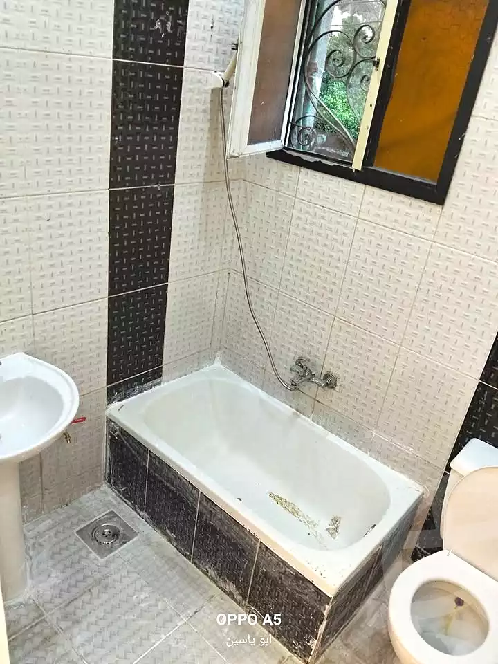 https://aqarmap.com.eg/ar/listing/6869949-for-sale-alexandria-sydy-bshr-sydy-bshr-bhry-shr-mhmwd-l-yswy