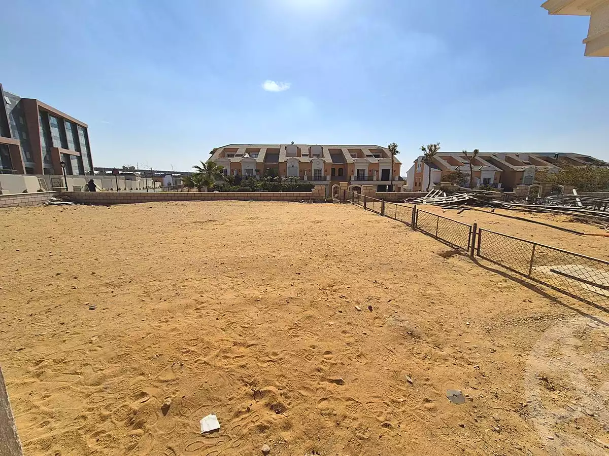 https://aqarmap.com.eg/en/listing/6870232-for-sale-cairo-new-cairo-compounds-layan-residence-manazel