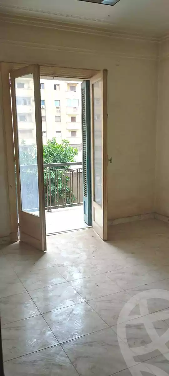 https://aqarmap.com.eg/ar/listing/6870205-for-rent-cairo-downtown-el-azbakya-mohamed-bek-el-alfy-st