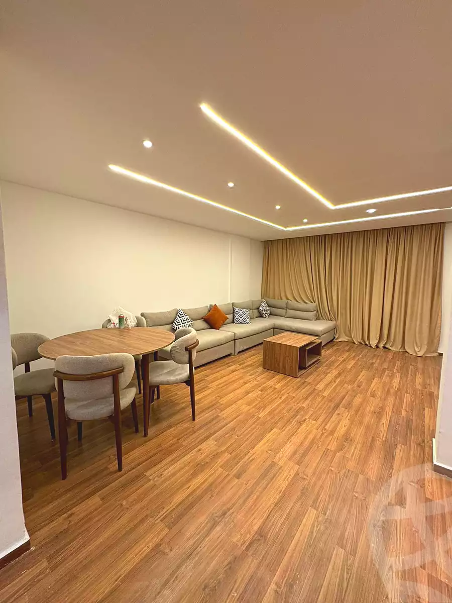 https://aqarmap.com.eg/en/listing/6870372-for-rent-cairo-new-cairo-lrhb-city-phase-3-umm-kolthom-st
