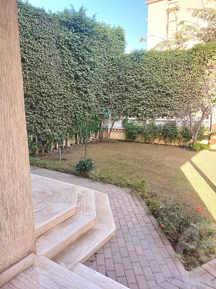 https://aqarmap.com.eg/en/listing/6870385-for-sale-cairo-new-cairo-lrhb-city-mtdd-lrhb-phase-9