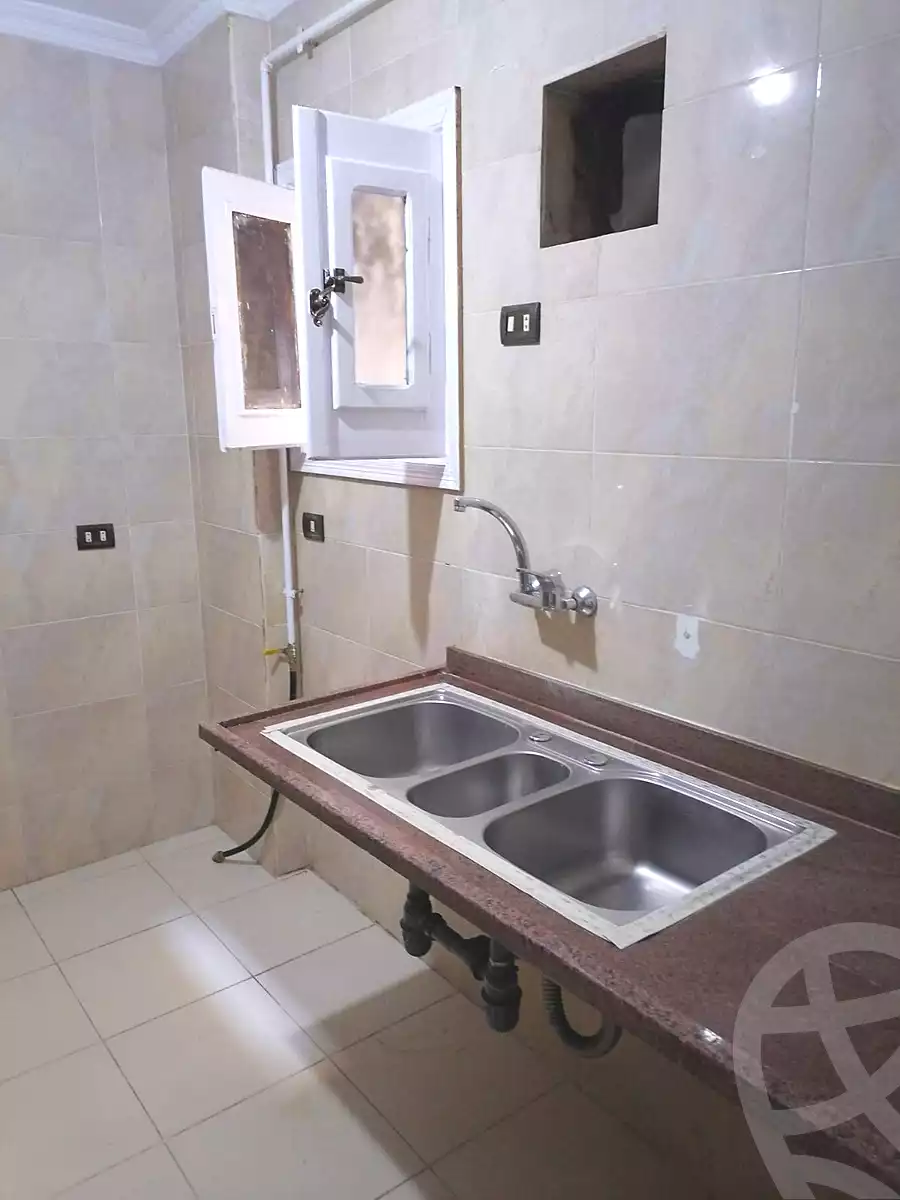 https://aqarmap.com.eg/en/listing/6870400-for-rent-cairo-6th-of-october-el-ahyaa-neighborhood-4th
