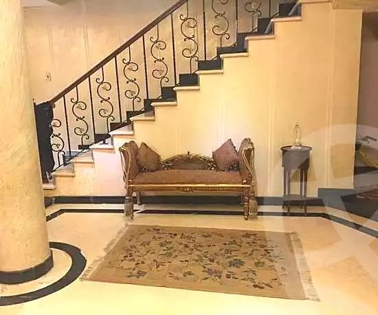 تاون هاوس بـ٥ غرف نوم في Mena Garden City، صورة ٦ من ٨