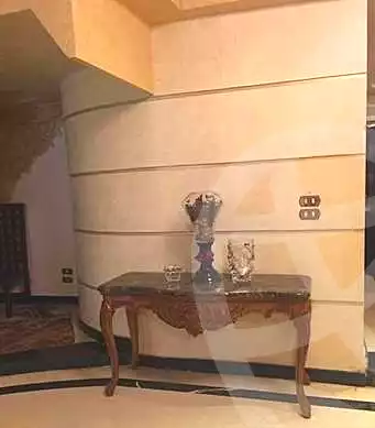 تاون هاوس بـ٥ غرف نوم في Mena Garden City، صورة ٨ من ٨