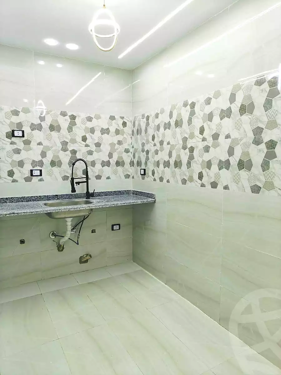 https://aqarmap.com.eg/en/listing/6871080-for-sale-alexandria-al-agamy-el-hanouvel-abo-el-shawareb-st