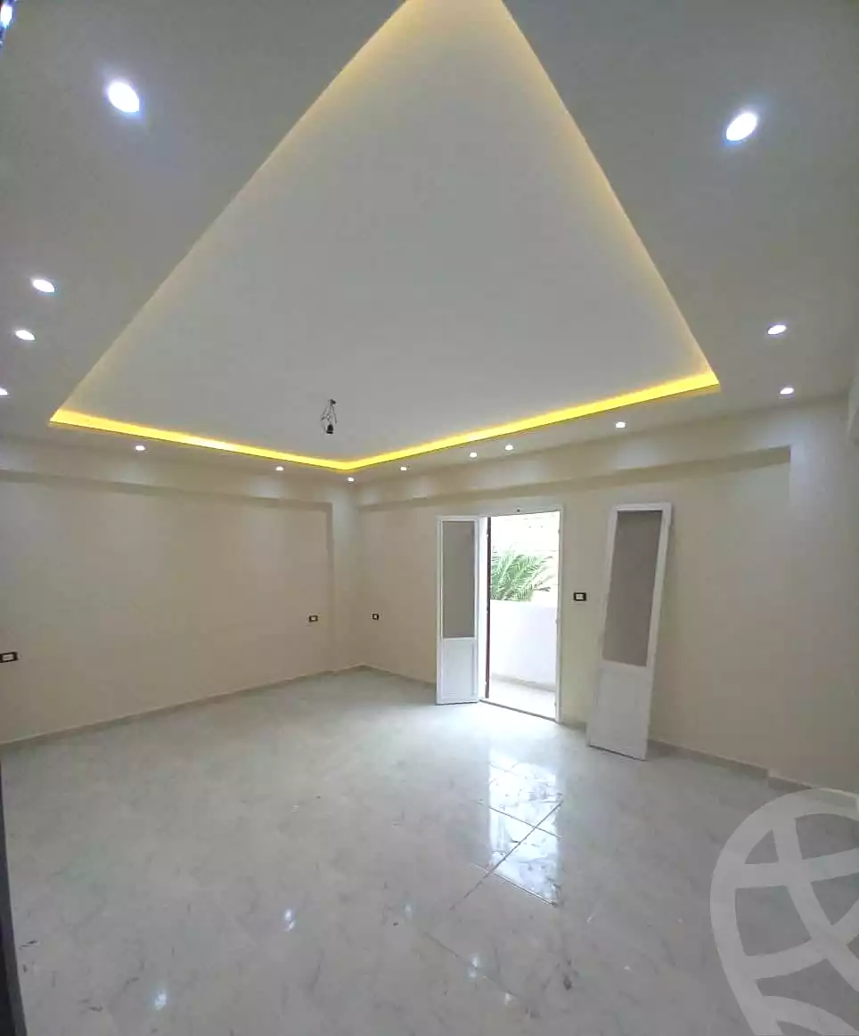 https://aqarmap.com.eg/ar/listing/6871415-for-sale-alexandria-al-agamy-lbytsh-qased-kareem-st