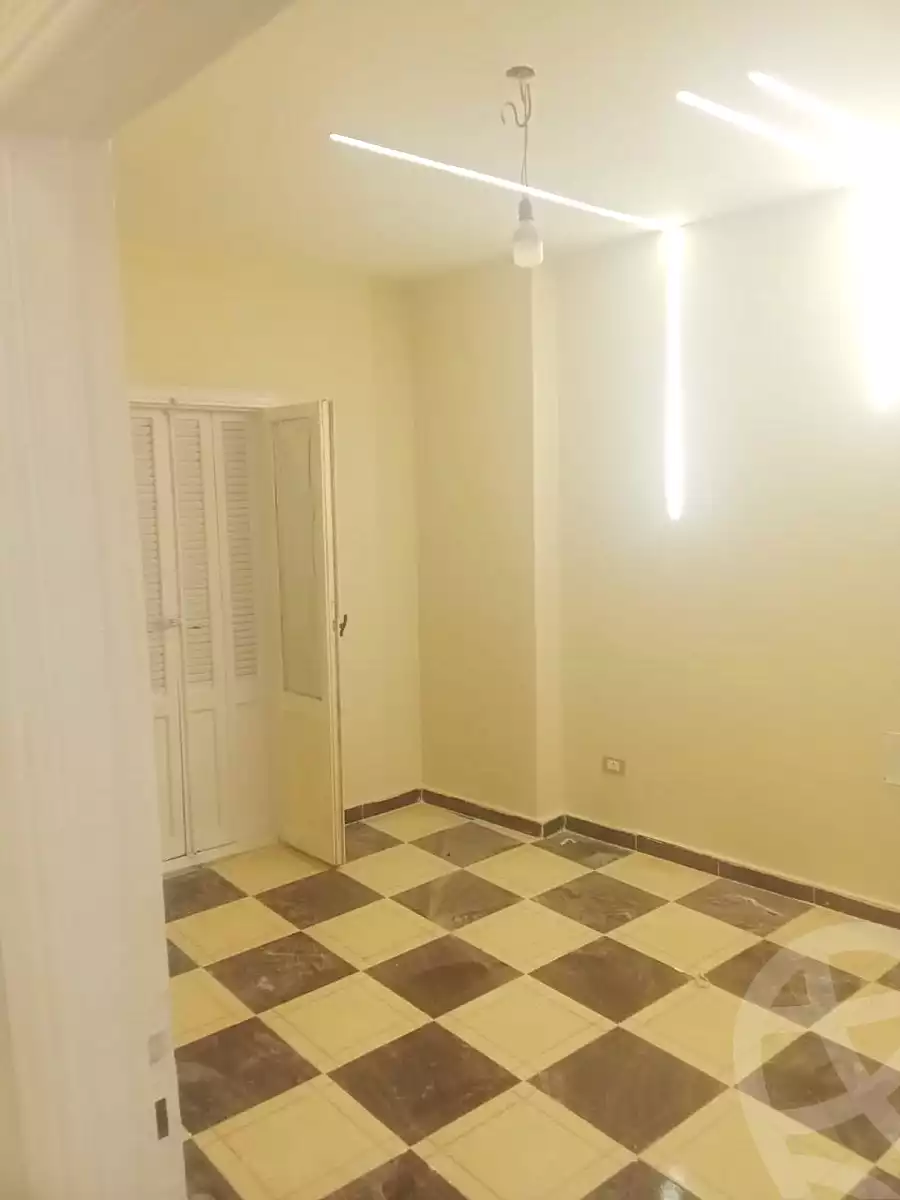 https://aqarmap.com.eg/ar/listing/6871491-for-sale-alexandria-al-agamy-el-hanouvel-abo-bakr-el-sedeek-st