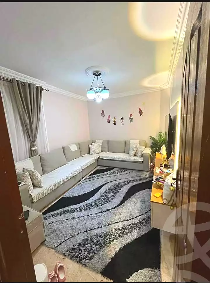 https://aqarmap.com.eg/en/listing/6872320-for-sale-alexandria-sydy-bshr-sydy-bshr-qbly-street-24