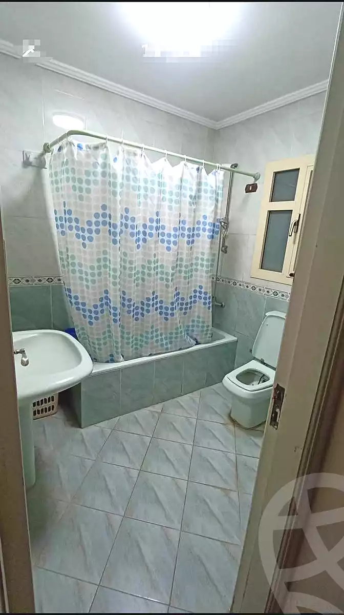 https://aqarmap.com.eg/en/listing/6872329-for-sale-alexandria-zezenia-riad-st