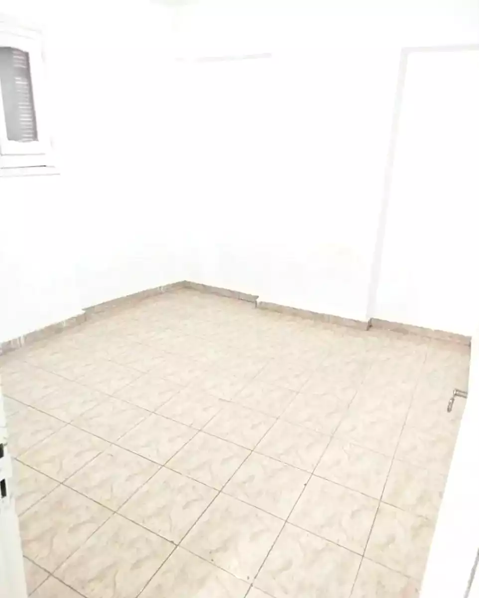 https://aqarmap.com.eg/ar/listing/6872690-for-rent-alexandria-el-asafra-l-sfr-bhry
