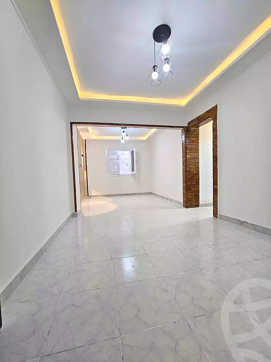 https://aqarmap.com.eg/ar/listing/6872801-for-sale-alexandria-al-agamy-shataa-el-nakheel