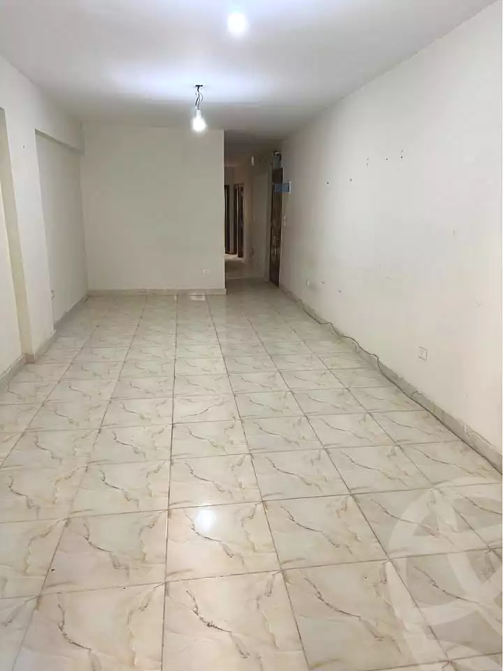 https://aqarmap.com.eg/ar/listing/6872952-for-sale-alexandria-moharram-bey-saleh-al-hedini-st