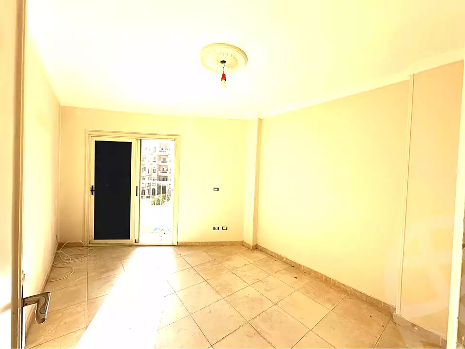 https://aqarmap.com.eg/en/listing/6873501-for-rent-alexandria-lauran