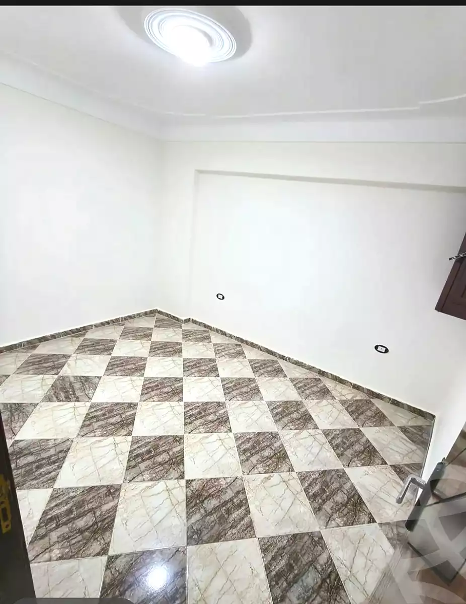https://aqarmap.com.eg/en/listing/6873512-for-sale-alexandria-lsywf-el-falki