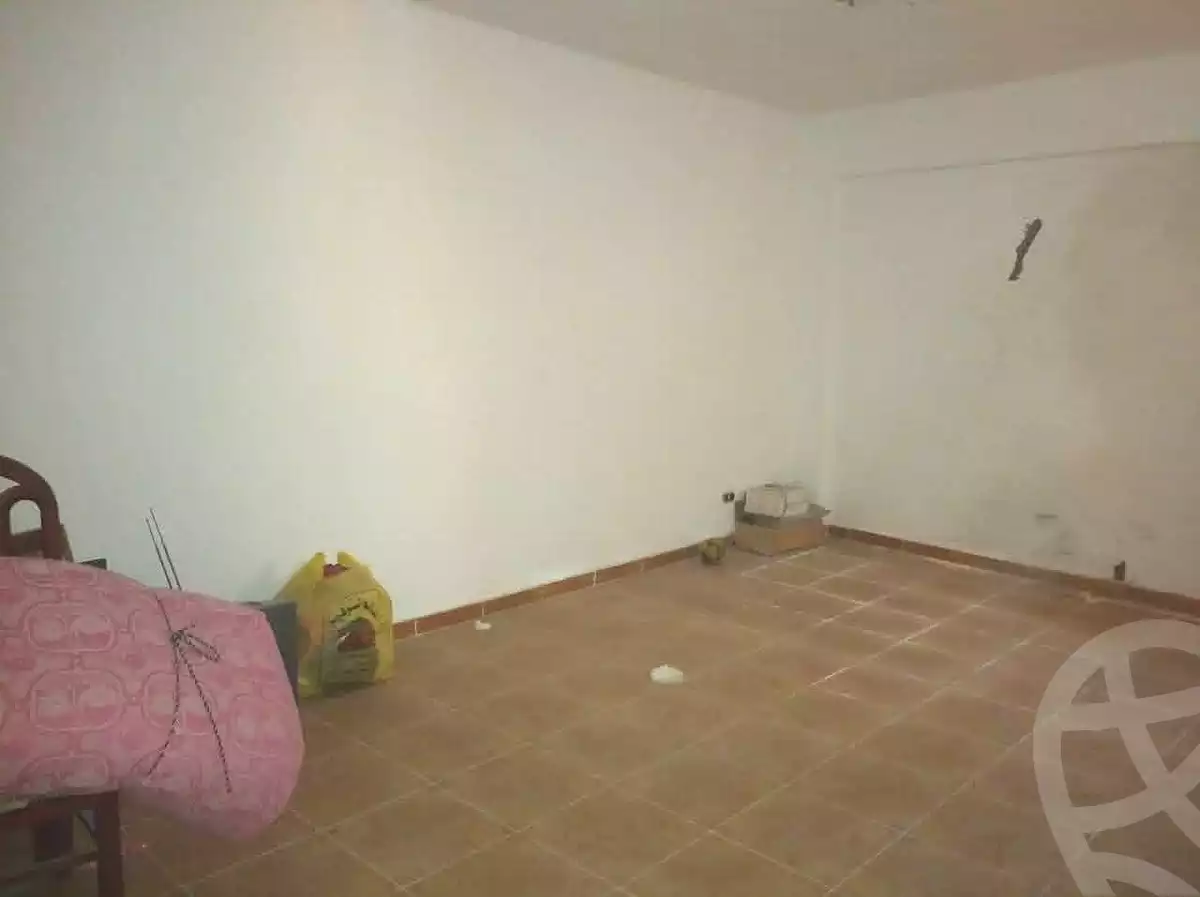 https://aqarmap.com.eg/ar/listing/6873563-for-sale-alexandria-al-agamy-el-hanouvel-al-haded-we-al-soulb-st
