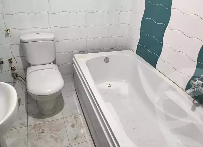 https://aqarmap.com.eg/en/listing/6873610-for-sale-cairo-helwan-rostom-st