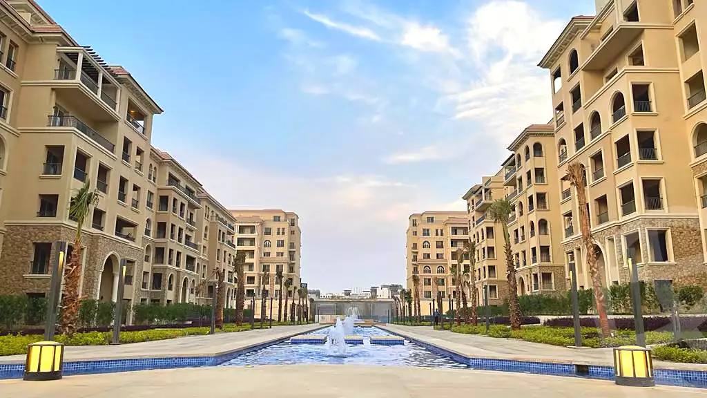 https://aqarmap.com.eg/en/listing/6874522-for-sale-cairo-new-cairo-compounds-ninety-avenue