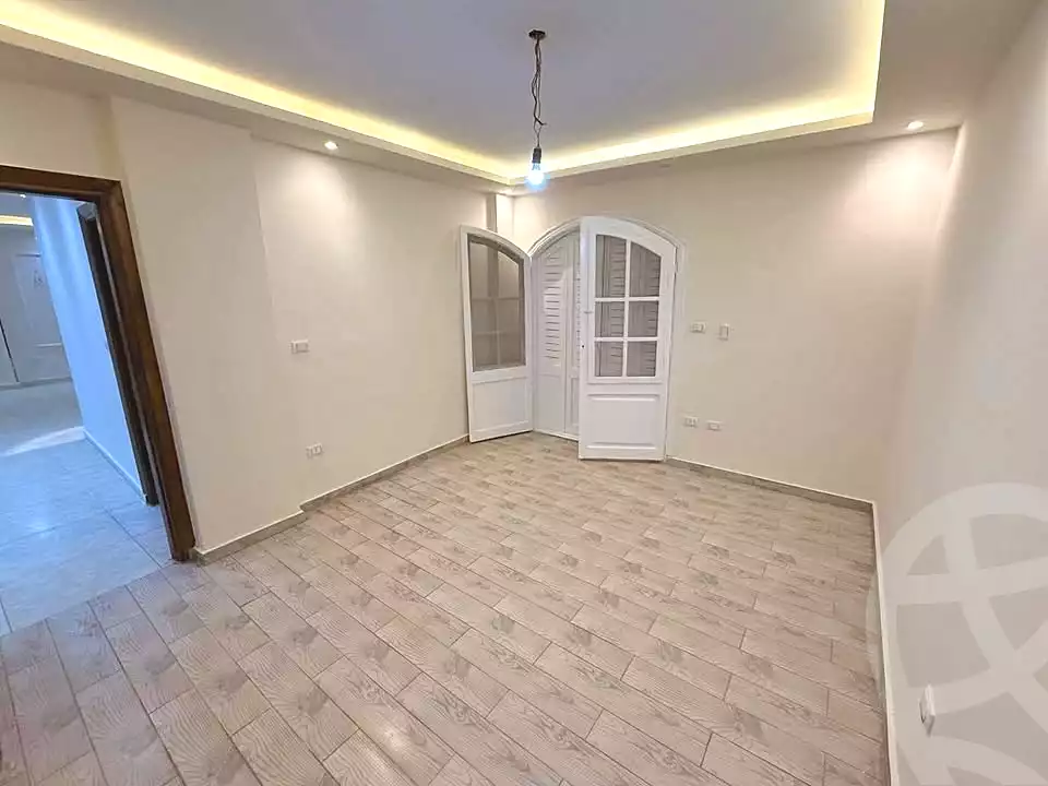 https://aqarmap.com.eg/ar/listing/6874543-for-sale-alexandria-al-agamy-lbytsh-el-hanafeya-st