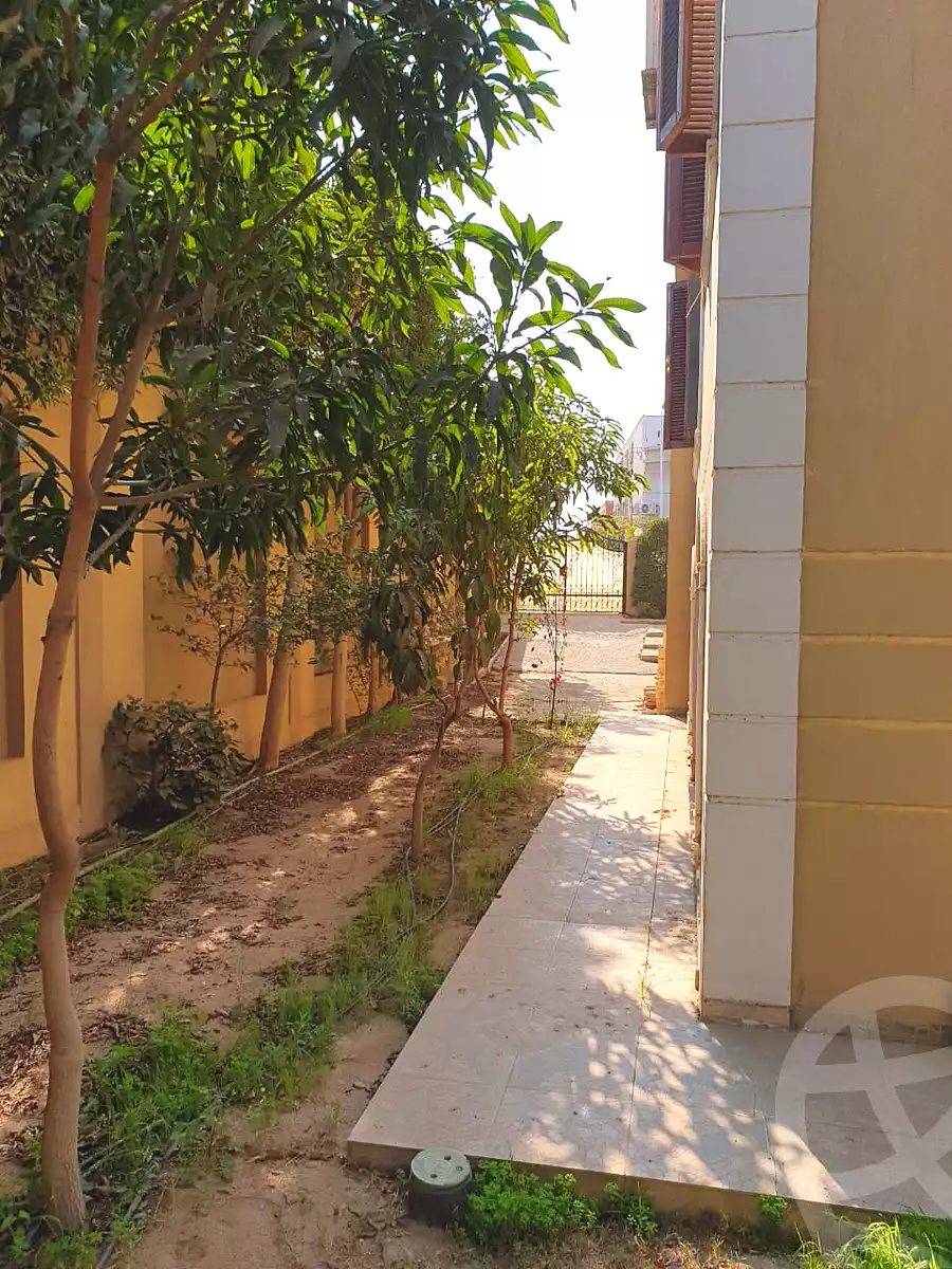 https://aqarmap.com.eg/ar/listing/6874532-for-sale-cairo-el-sheikh-zayed-city-el-hay-eltaseaa-area-4