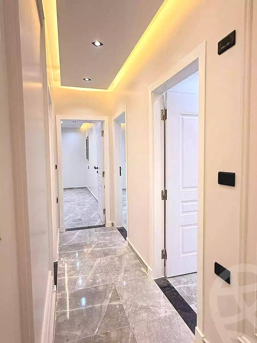 https://aqarmap.com.eg/ar/listing/6875067-for-sale-cairo-elnozha-Streettt-27