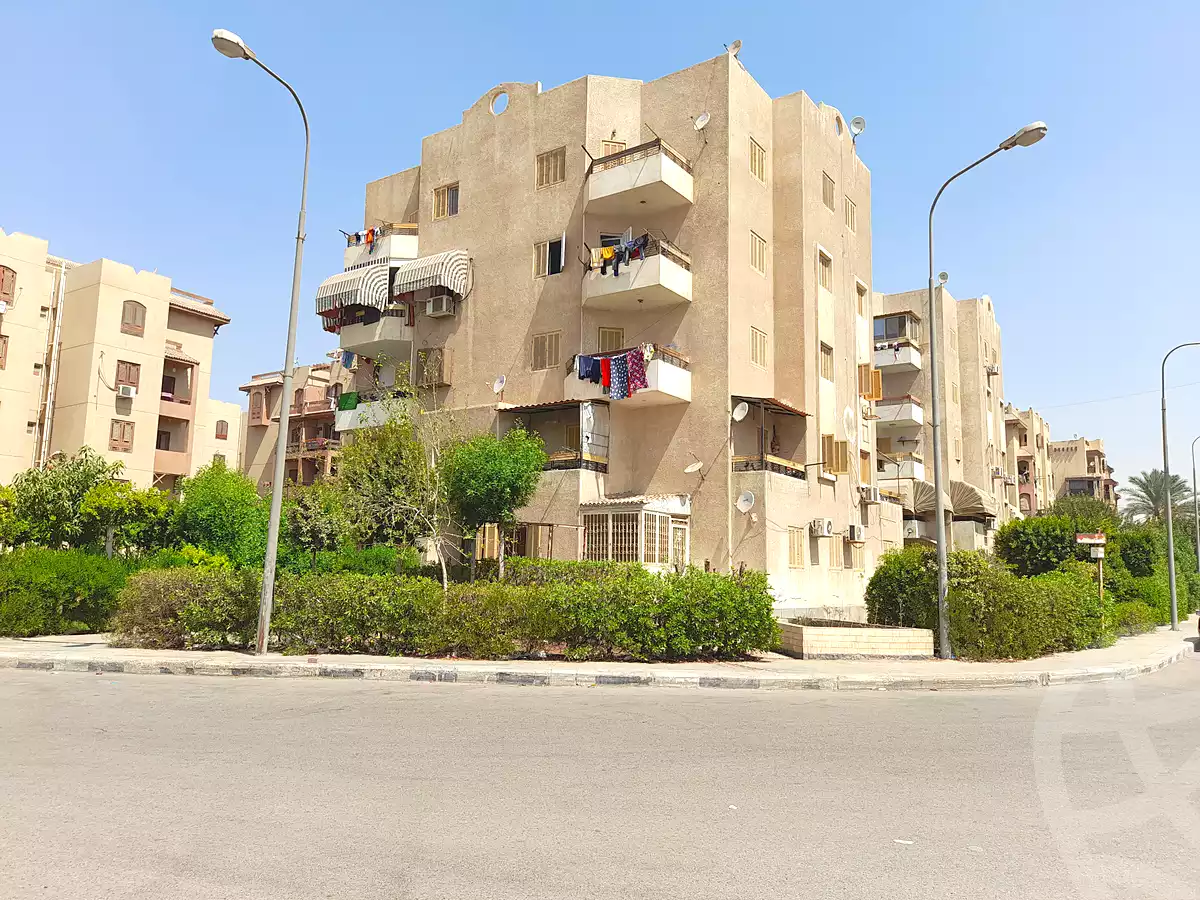 https://aqarmap.com.eg/en/listing/6875085-for-sale-cairo-al-oubour-eskan-el-mostakbl