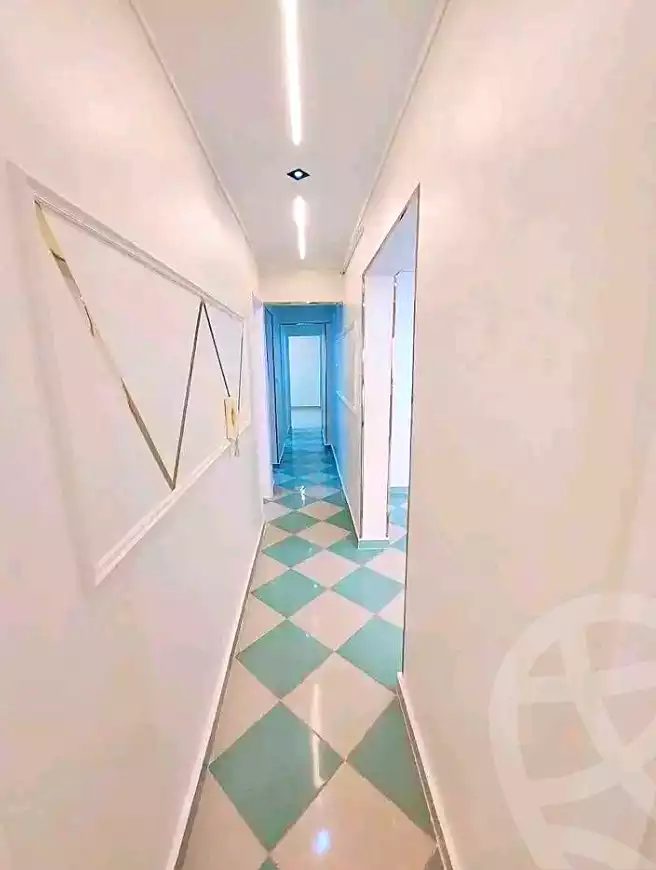 https://aqarmap.com.eg/ar/listing/6875295-for-sale-alexandria-sydy-bshr-sydy-bshr-bhry-shr-khld-bn-lwlyd