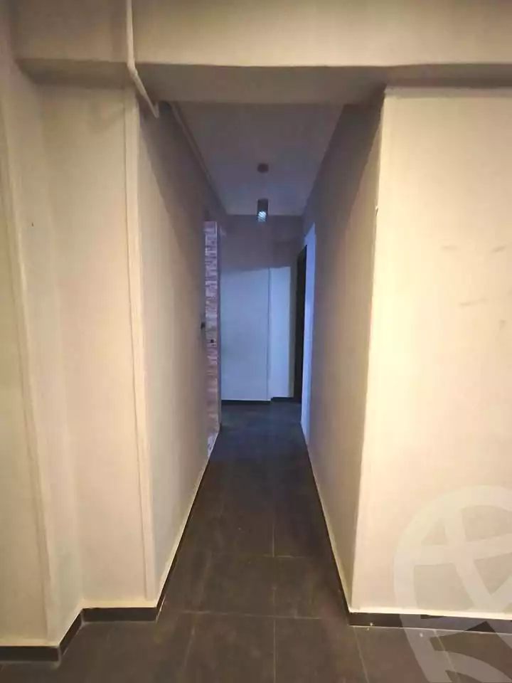 https://aqarmap.com.eg/ar/listing/6875481-for-sale-alexandria-al-agamy-bw-ywsf