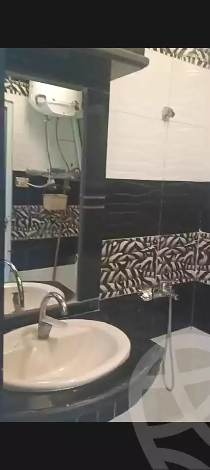 https://aqarmap.com.eg/ar/listing/6875530-for-sale-alexandria-sydy-bshr-sydy-bshr-bhry
