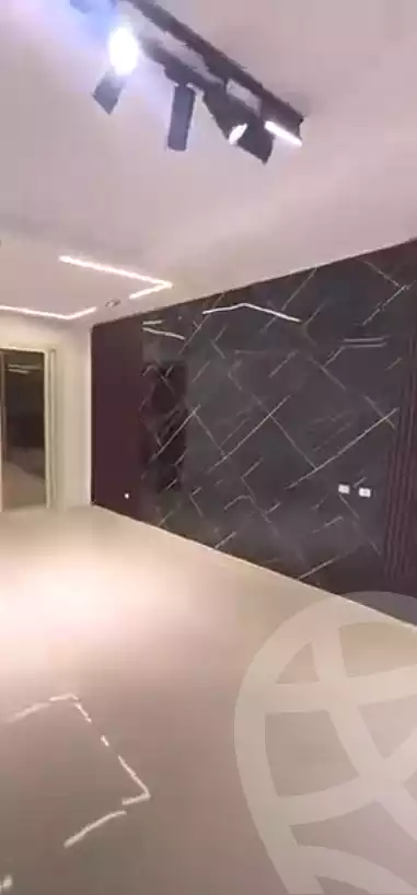 https://aqarmap.com.eg/ar/listing/6875540-for-sale-cairo-ain-shams-ain-shams-el-sharkia-el-eshrein-stt