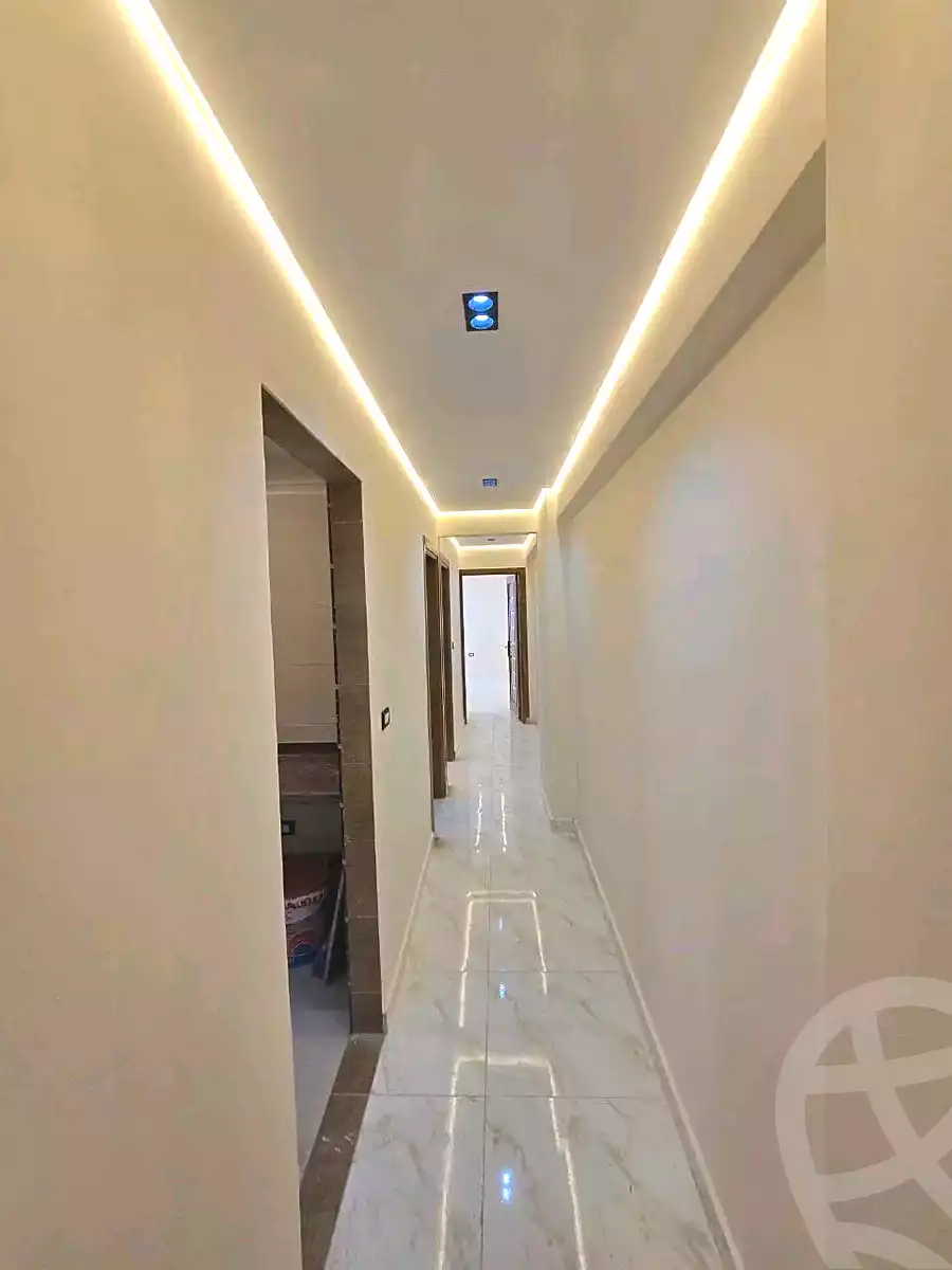 https://aqarmap.com.eg/en/listing/6875832-for-sale-alexandria-lsywf-el-daraeb-st