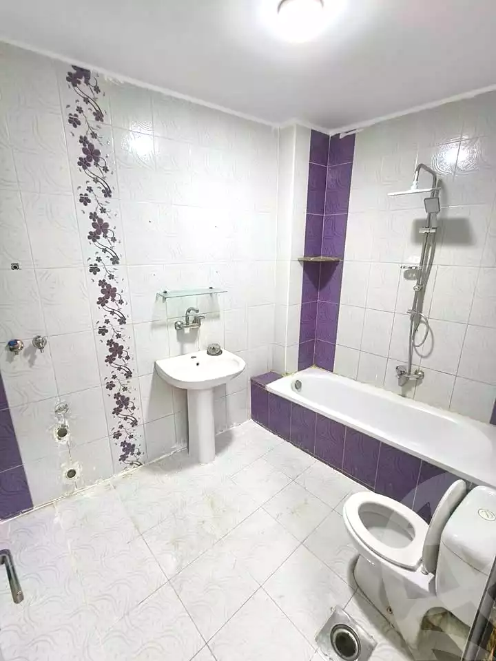 https://aqarmap.com.eg/en/listing/6875851-for-sale-alexandria-lsywf-el-falki