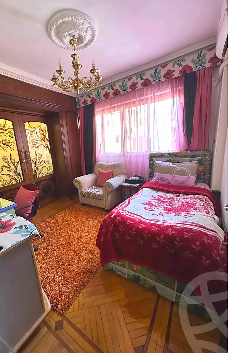 https://aqarmap.com.eg/ar/listing/6876003-for-sale-alexandria-lauran-shr-bw-qyr-tryq-lhry