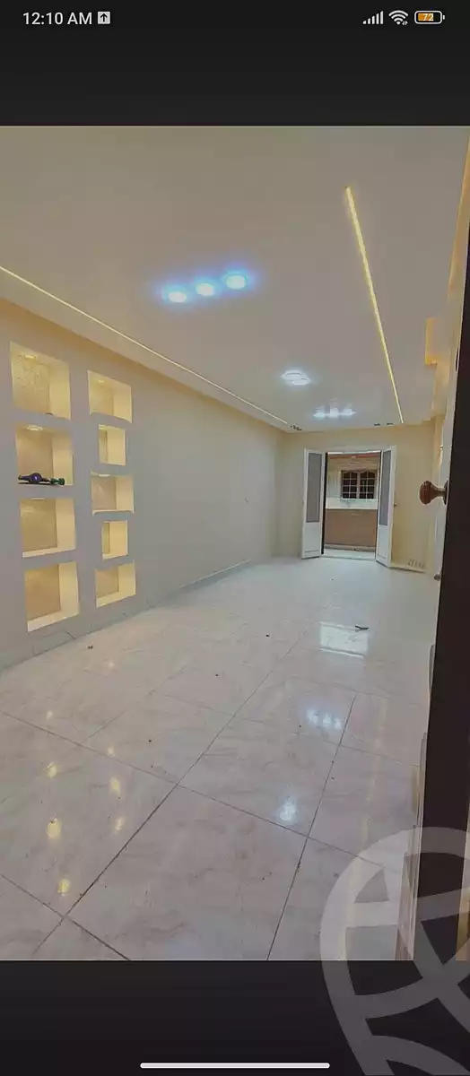 https://aqarmap.com.eg/ar/listing/6876212-for-sale-alexandria-al-agamy-bw-ywsf-hosni-mubarak-st