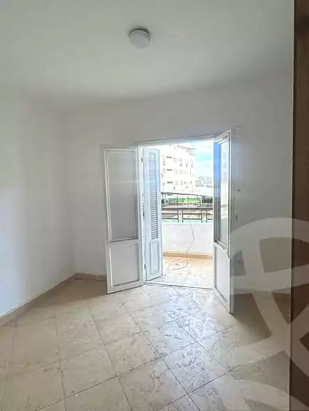 https://aqarmap.com.eg/ar/listing/6876852-for-sale-cairo-el-haram-shareaa-naser-el-thawrah