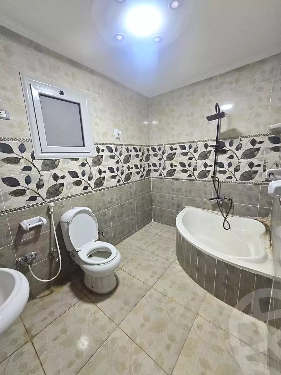 https://aqarmap.com.eg/ar/listing/6877034-for-sale-cairo-helwan-el-masaken-el-iqtsadeyah-ahmed-badawy-st